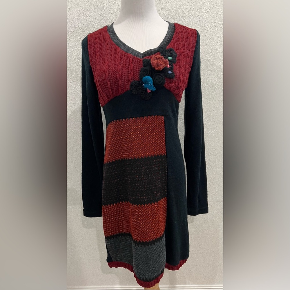 Farinelli‎ Women’s Sweater Dress Small Floral Crochet Appliqué Artsy Colorblock